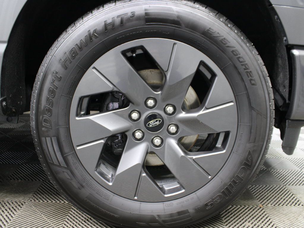Used 2021 Ford F150 XLT w/ Equipment Group 302A High AWD/4WD image 13