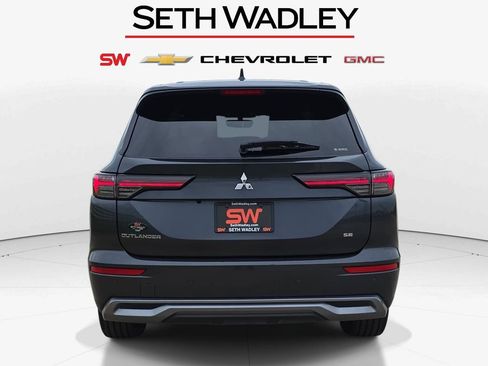Used 2025 Mitsubishi Outlander SE AWD/4WD image 6