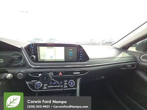 Used 2022 Hyundai Sonata Limited image 19