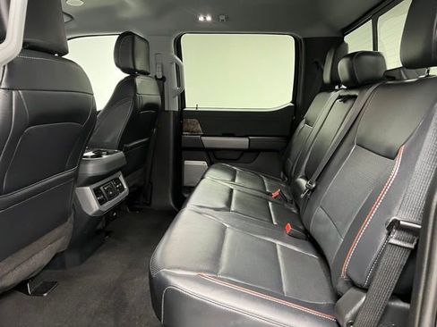 Used 2024 Ford F350 Lariat w/ Lariat Ultimate Package AWD/4WD image 41