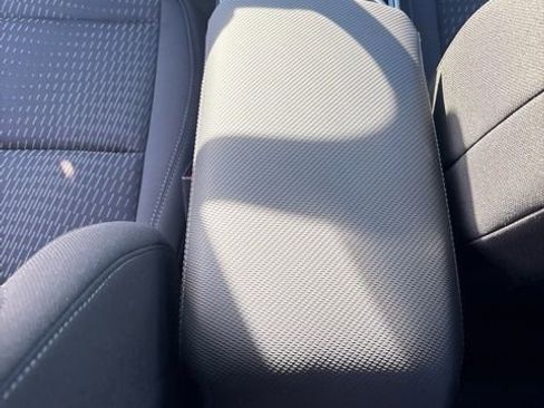 New 2026 Chevrolet Equinox LT w/ Safety and Technology Package AWD/4WD image 19