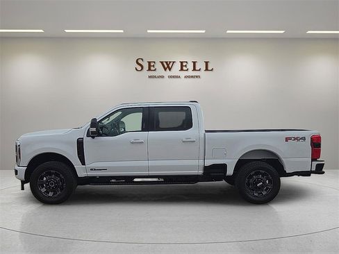 Used 2024 Ford F250 Lariat w/ Sport Appearance Package image 2