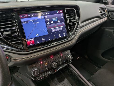 Used 2025 Dodge Durango R/T AWD/4WD image 11