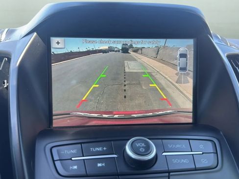 Used 2019 Ford Escape SEL AWD/4WD image 13