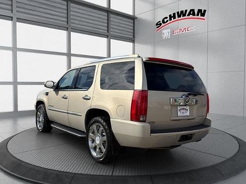Used 2008 Cadillac Escalade AWD image 6
