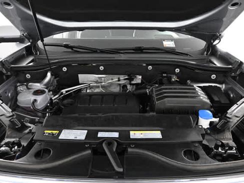 Used 2024 Volkswagen Atlas Cross Sport SEL Premium R-Line AWD/4WD image 32