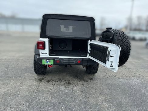 Used 2024 Jeep Wrangler Unlimited Rubicon w/ XTREMEE 35" Tire Package AWD/4WD image 21