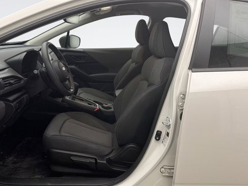 Used 2024 Subaru Crosstrek 2.0i Premium w/ Popular Package #4 image 11