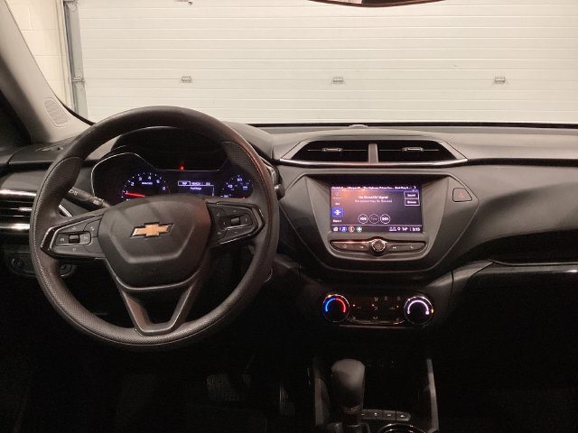 Used 2022 Chevrolet TrailBlazer LT FWD image 22