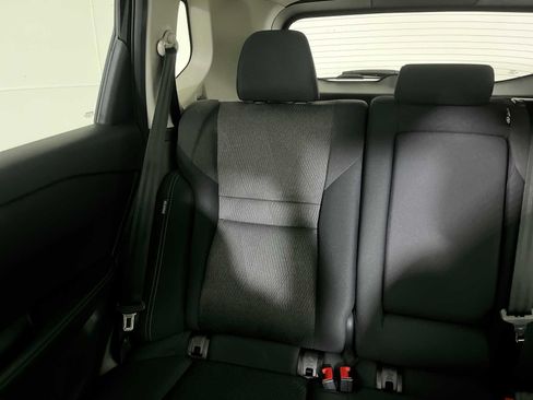 Used 2024 Nissan Rogue SV FWD image 12