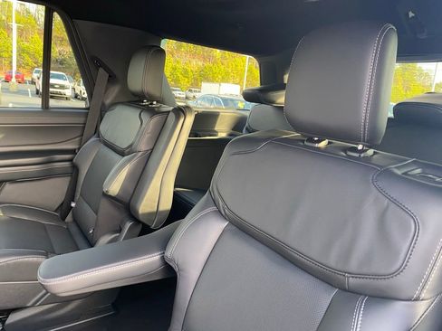 New 2026 Ford Expedition Platinum w/ Stealth Appearance Package AWD/4WD image 23