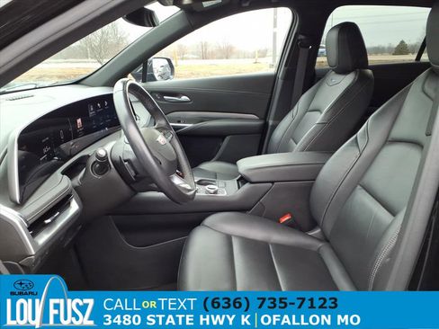 Used 2024 Cadillac XT4 Premium Luxury image 25