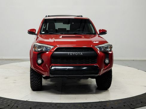 Used 2018 Toyota 4Runner TRD Off-Road Premium AWD/4WD image 3