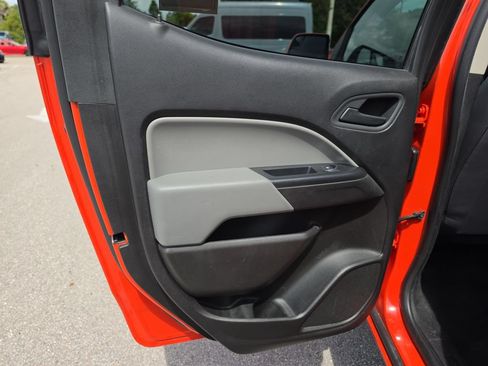 Used 2019 Chevrolet Colorado W/T w/ WT Convenience Package RWD image 31
