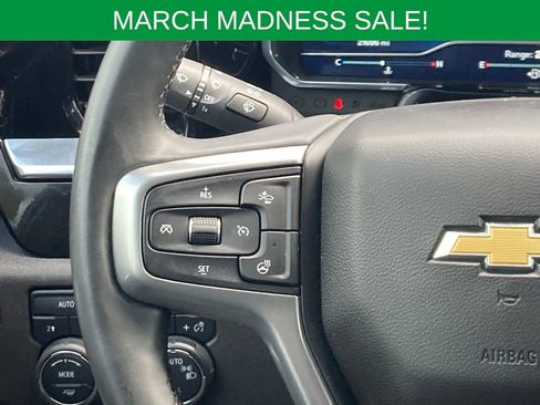 Used 2024 Chevrolet Silverado 1500 LT image 14