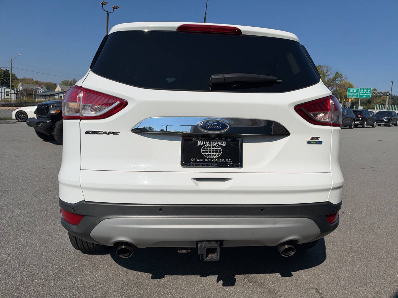 Used 2015 Ford Escape SE w/ SE Chrome Package AWD/4WD image 12