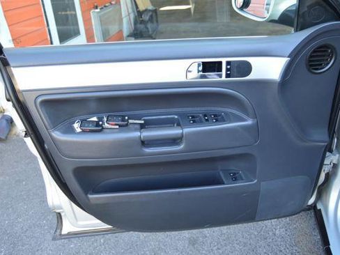 Used 2009 Volkswagen Touareg VR6 image 30