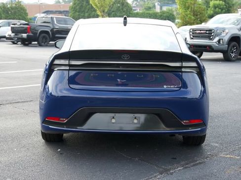 Used 2026 Toyota Prius Plug-In Hybrid FWD image 6
