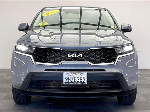 Used 2022 Kia Sorento LX AWD/4WD image 2