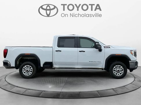 Used 2023 GMC Sierra 2500 Pro w/ Gooseneck/5TH Wheel Package image 8