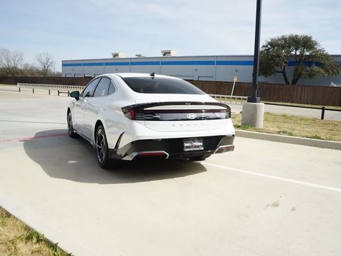 New 2026 Hyundai Sonata SEL FWD image 7