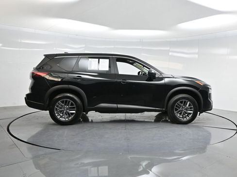 Used 2024 Nissan Rogue S image 35