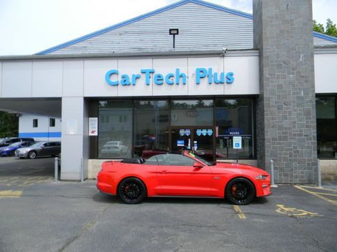 Used 2020 Ford Mustang GT Premium RWD image 5