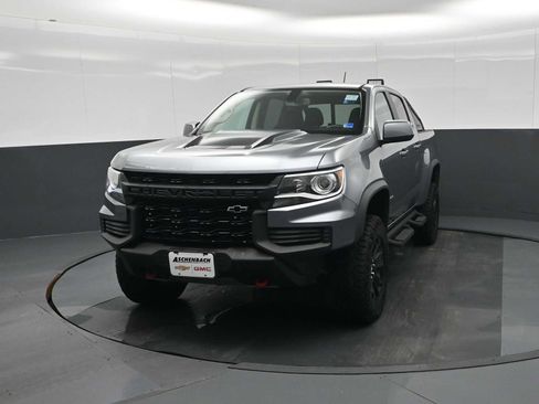Used 2021 Chevrolet Colorado ZR2 w/ ZR2 Dusk Special Edition image 5