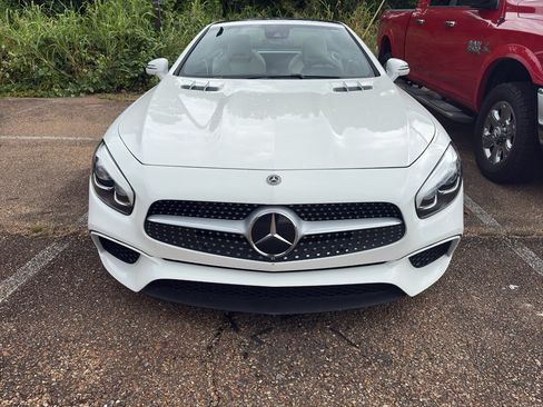 Used 2018 Mercedes-Benz SL 450 image 2