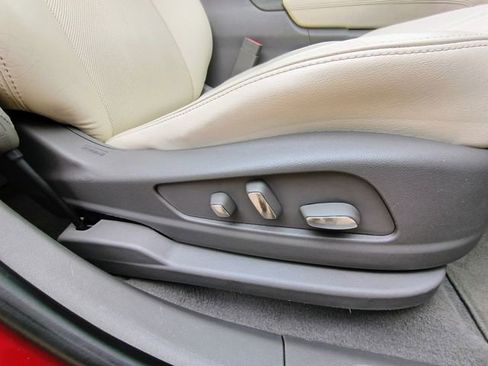 Used 2017 Cadillac XT5 Premium Luxury w/ Advanced Security Package image 44