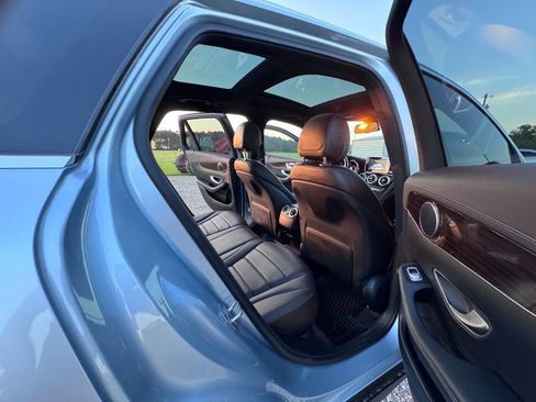 Used 2018 Mercedes-Benz GLC 300 image 18