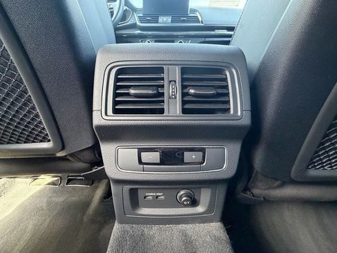 Used 2023 Audi SQ5 Premium Plus w/ Premium Plus Package image 15