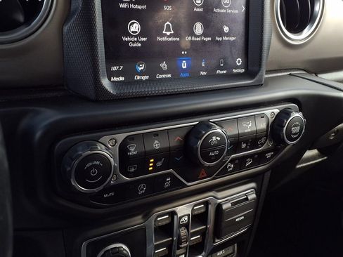 Used 2020 Jeep Wrangler Unlimited Rubicon image 6