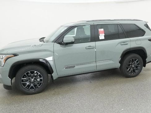 New 2026 Toyota Sequoia Platinum image 34