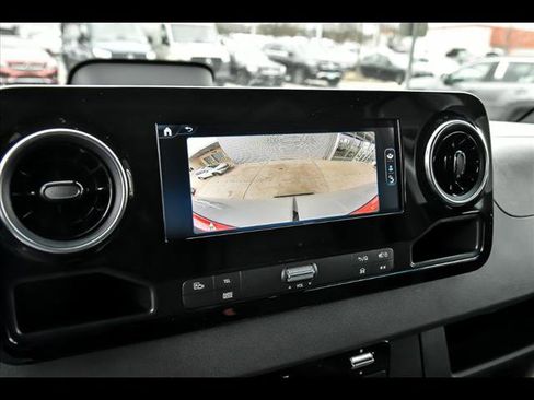 New 2025 Mercedes-Benz Sprinter 2500 image 10