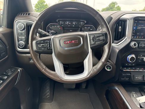 Used 2021 GMC Sierra 1500 SLT w/ SLT Premium Plus Package AWD/4WD image 27