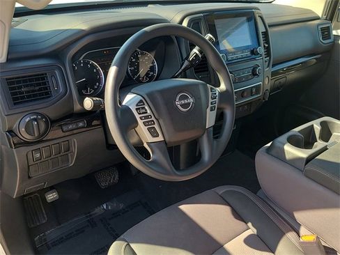 Used 2023 Nissan Titan SV image 20