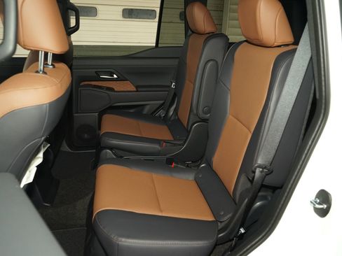 Used 2026 Lexus GX 550 w/ Cold Area Package image 20