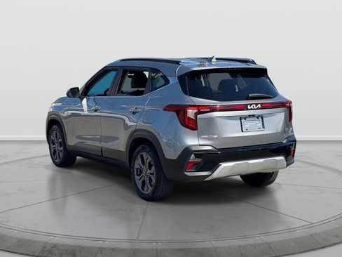 Used 2024 Kia Seltos S AWD/4WD image 5