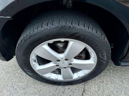 Used 2011 Mercedes-Benz ML 350 4MATIC image 19