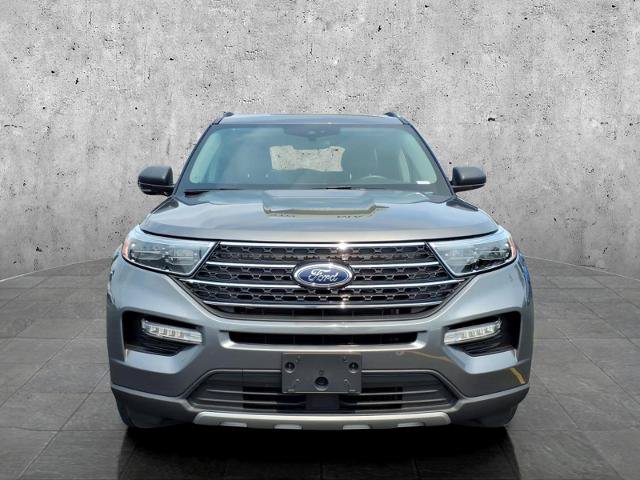 Certified 2024 Ford Explorer XLT w/ Equipment Group 202A AWD/4WD image 2