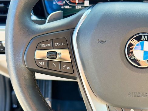 Used 2023 BMW 430i Coupe w/ Premium Package image 39