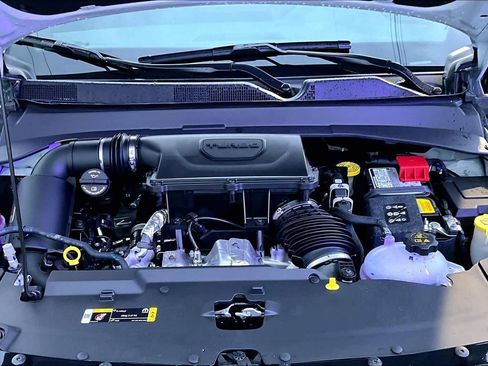 New 2026 Jeep Compass Latitude image 9