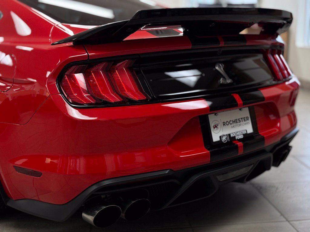 Used 2021 Ford Mustang Shelby GT500 w/ Technology Package RWD image 45