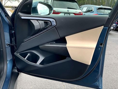 Certified 2025 BMW X3 xDrive30i w/ Premium Package image 23