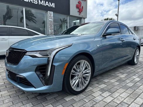 Used 2024 Cadillac CT4 Premium Luxury image 3