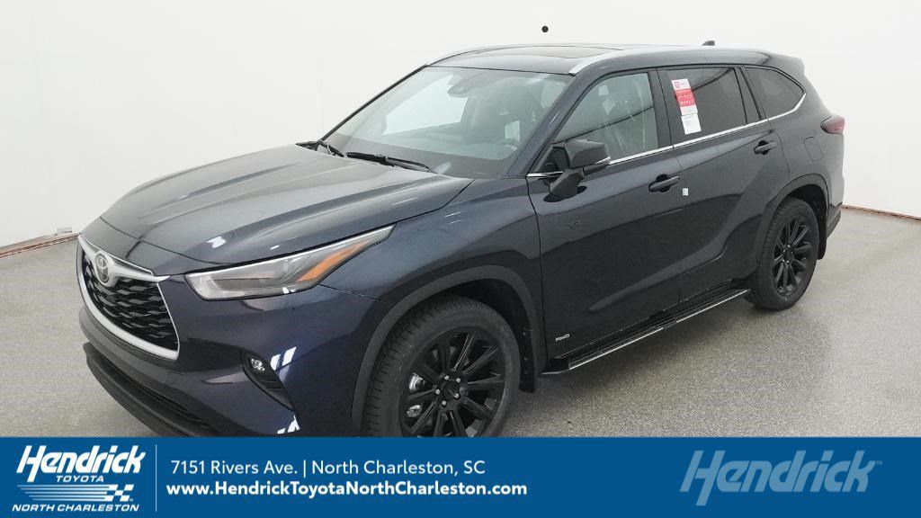 New 2026 Toyota Highlander XLE AWD/4WD image 1