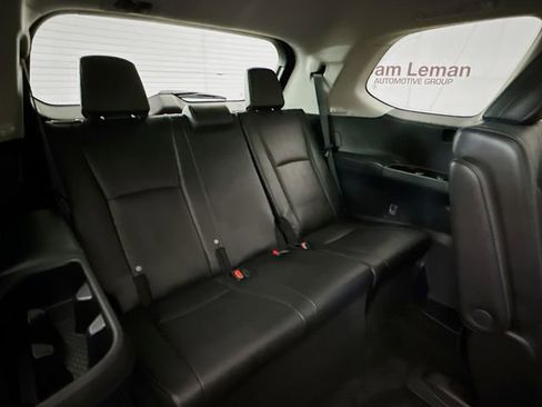 Used 2024 Toyota Grand Highlander AWD image 28