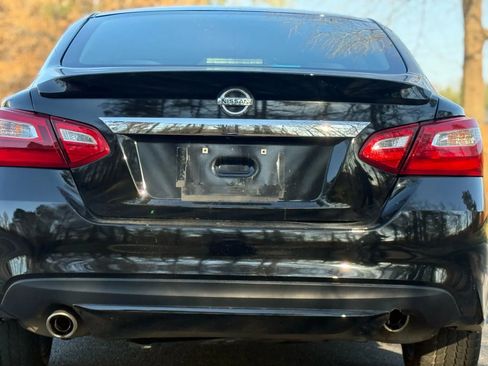 Used 2017 Nissan Altima 2.5 SR image 6