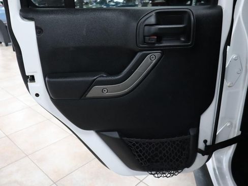 Used 2017 Jeep Wrangler Unlimited Sport w/ Quick Order Package 24S AWD/4WD image 18